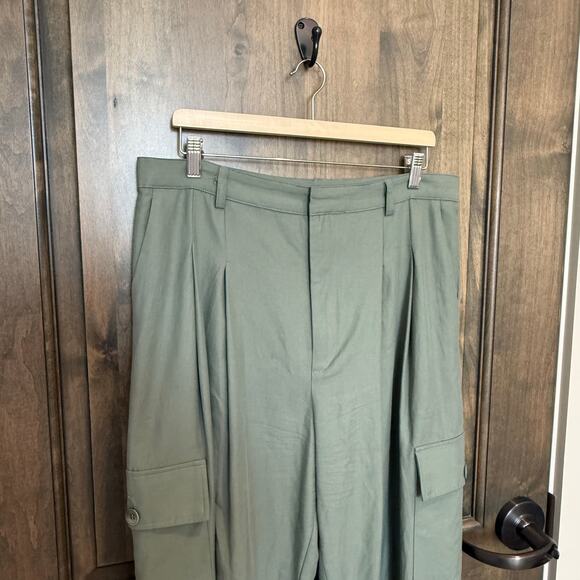 Enza Costa Cargo Trousers Sage Green Utility Pants Size M Waist 30 NWOT - Picture 4 of 9